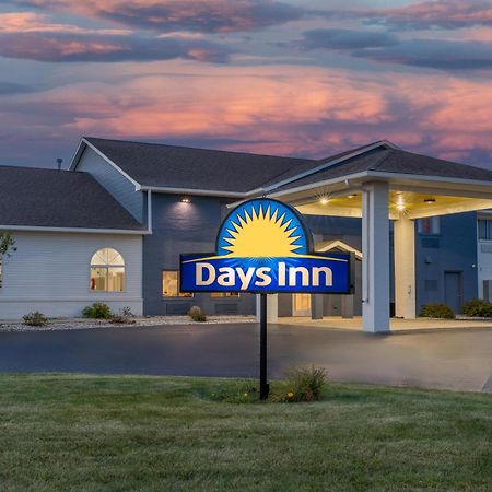 Days Inn By Wyndham Racine/Sturtevant Exteriér fotografie