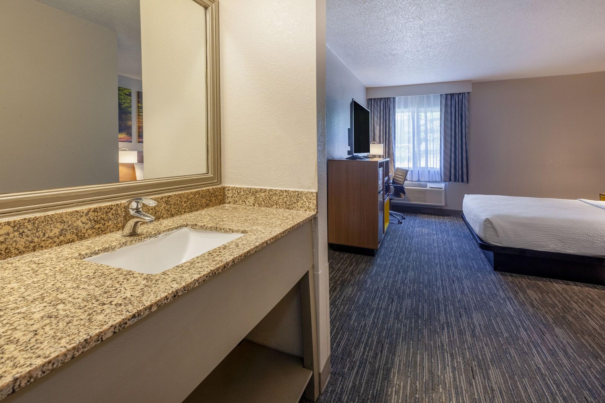 Days Inn By Wyndham Racine/Sturtevant Exteriér fotografie