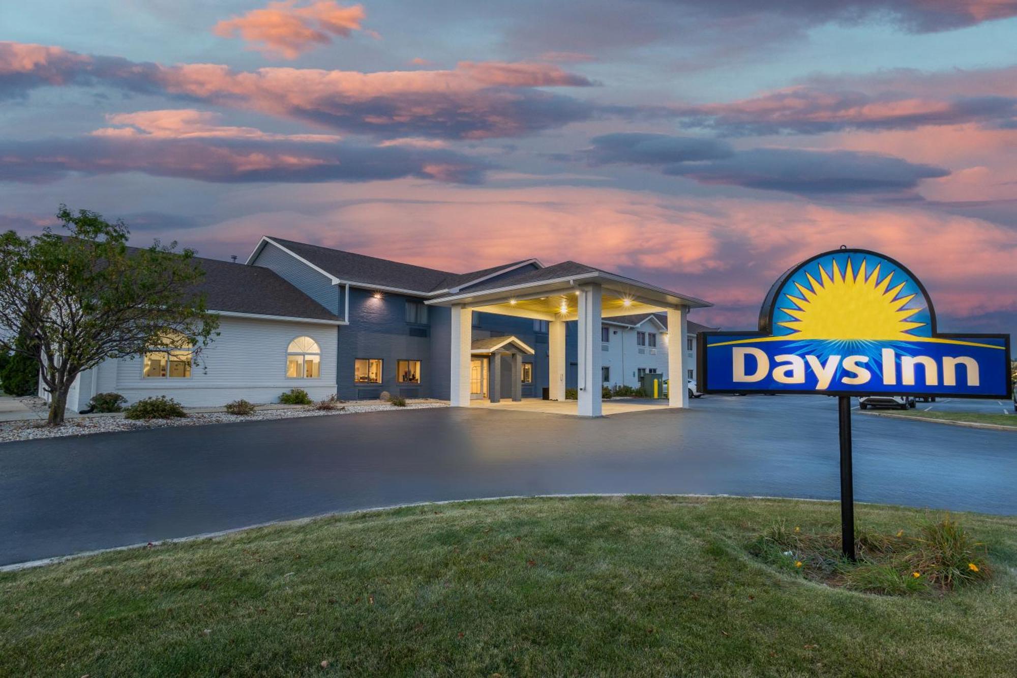 Days Inn By Wyndham Racine/Sturtevant Exteriér fotografie